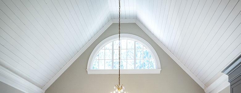 Unlocking Aesthetics: How to Choose Paint Colors for Homes with Vaulted Ceilings